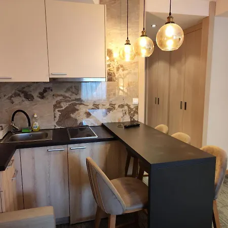 Апартаменты Snow White *