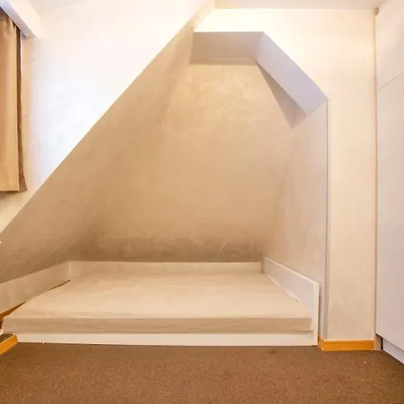 Snow White Apartment